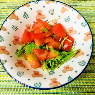 トマトと水菜のにんにく醤油和え